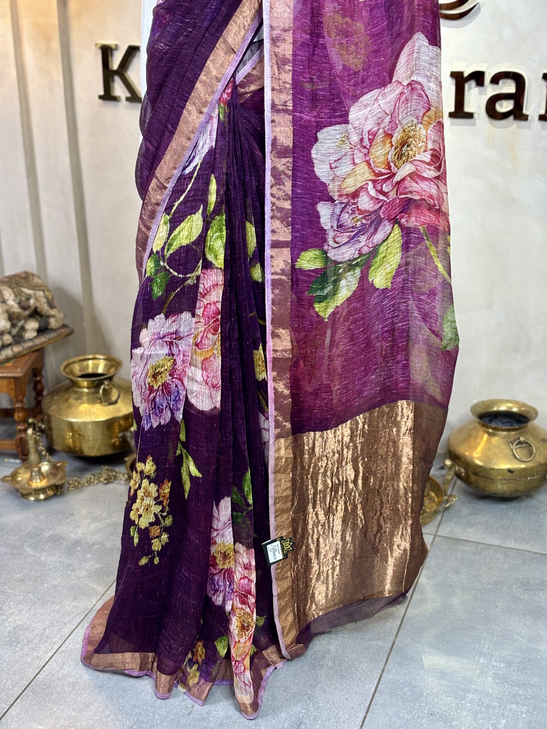 Silk Linen Sarees with Floral Print & Tissue Pallu - Image 3