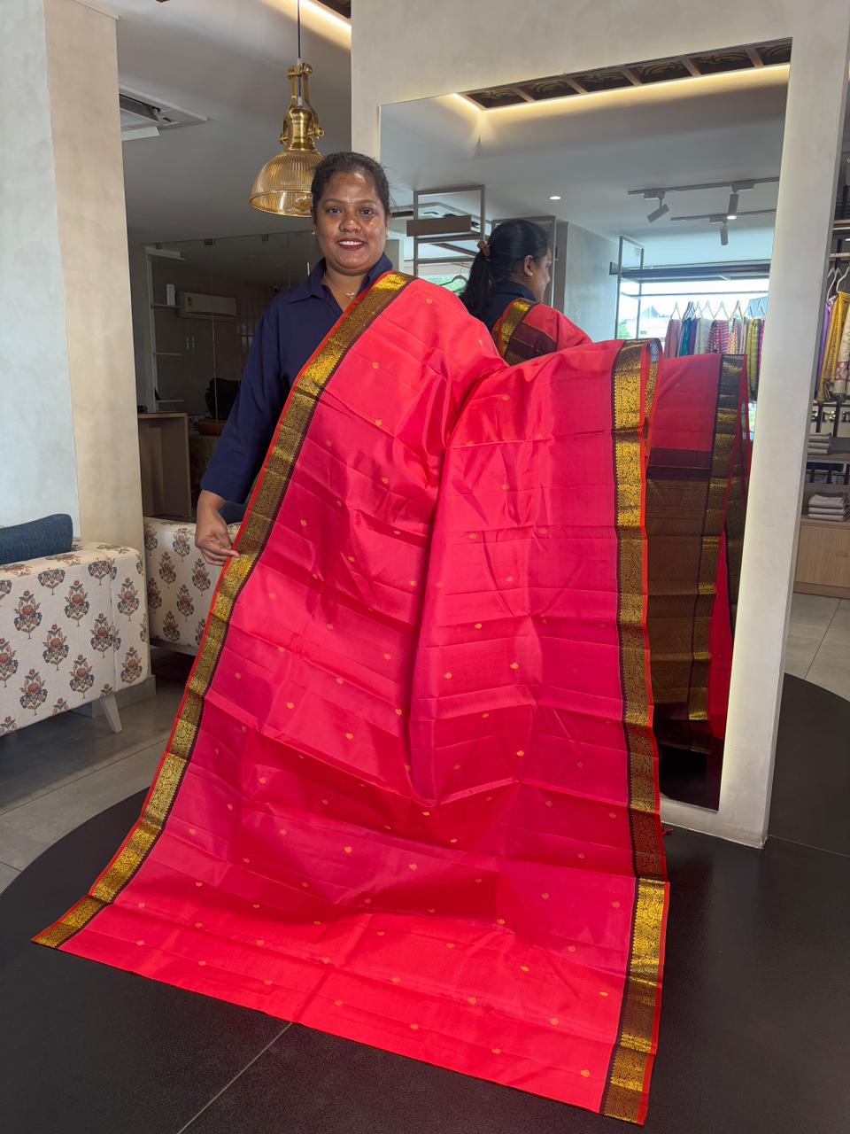 Pure Kanchipuram Silk Saree in Rani Pink with Black Contrast