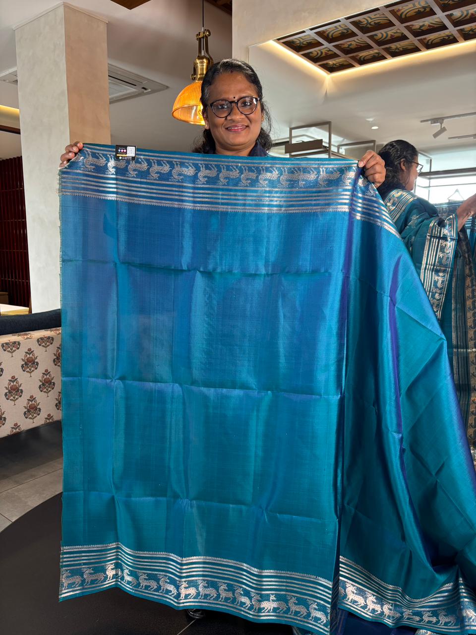 Peacock Blue Kanchipuram Soft Silk Saree - Image 3